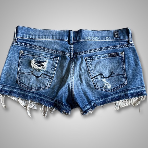 { 7 For All Mankind } - Distressed Lace Pocket Jeans Shorts - Picture 2 of 4